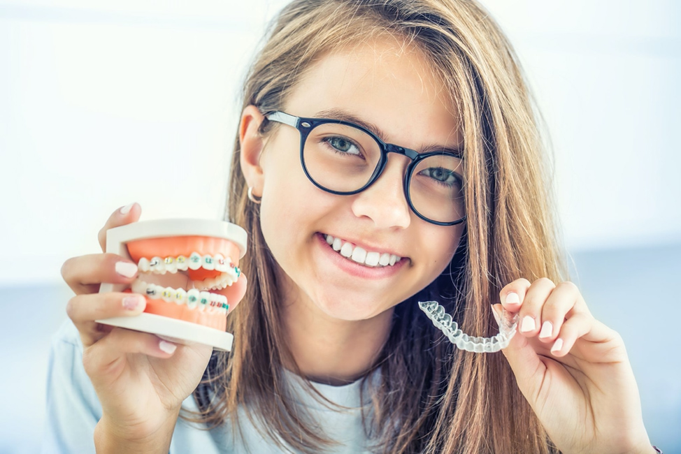 Invisalign Solutions - Transform Your Smile with QuickSmiles